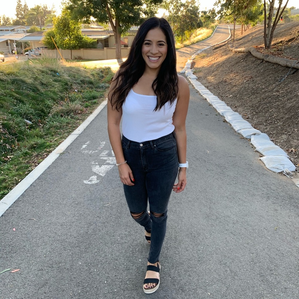 Meet your Posher, Alyssia